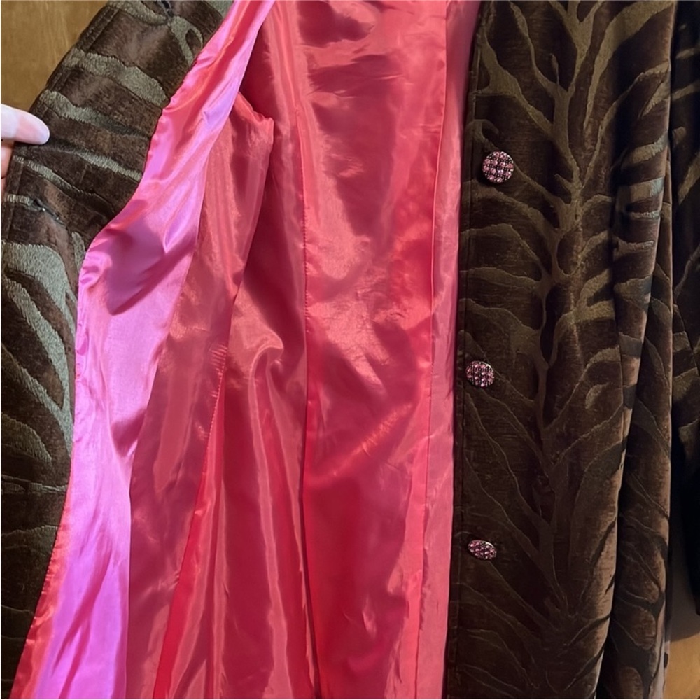 Vintage “3 Sisters” coat!! - Picture 3 of 9